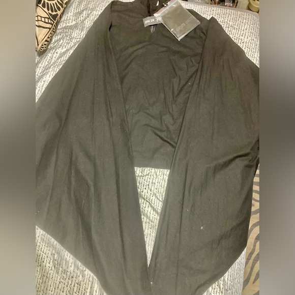 Top with dramatic sleeves - Picture 4 of 5